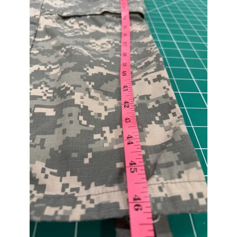 US Army ACU UCP Digital Camo Cargo Pants Medium X-Long Military Combat Gorpcore